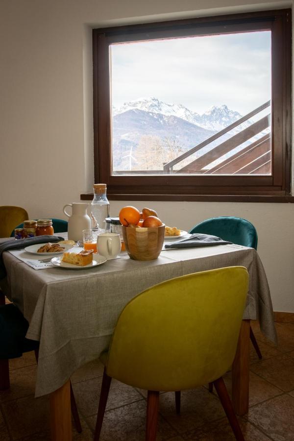 Green Mountain Lodge Oulx Esterno foto